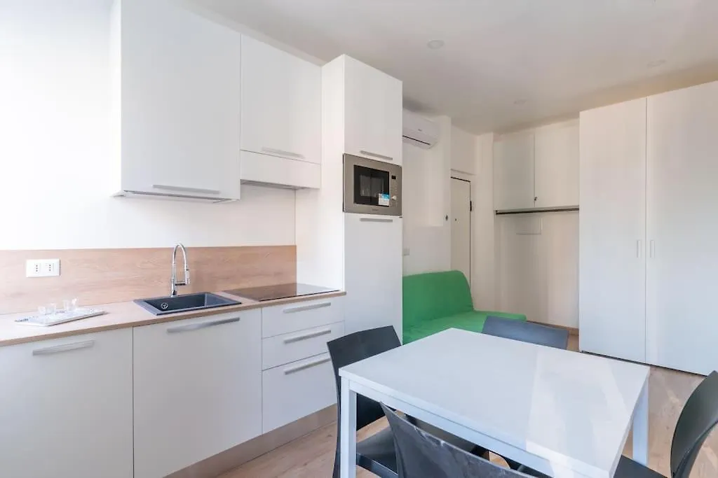 מילאנו Cimiano Suite 22, New Apartment איטליה
